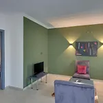 Sapphire Club Hotel