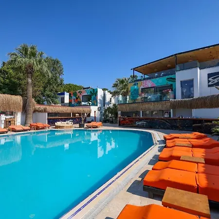 Отель Sapphire Club